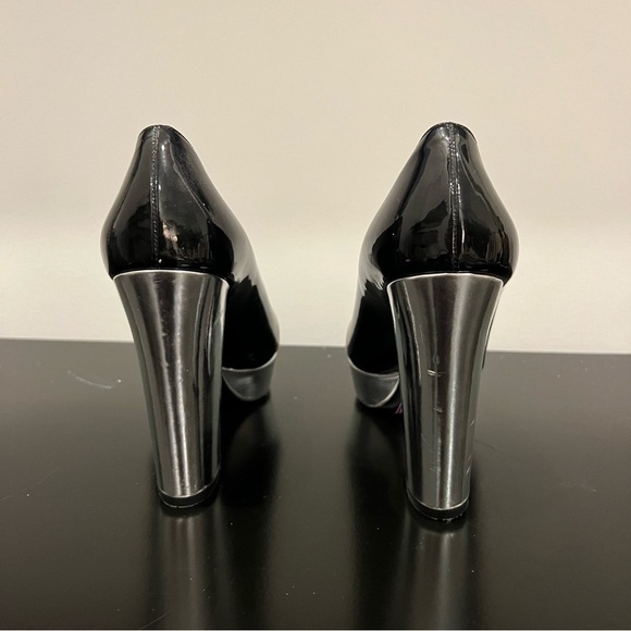 Miu Miu Patent Cap Toe Block Heels - Picture 6 of 8